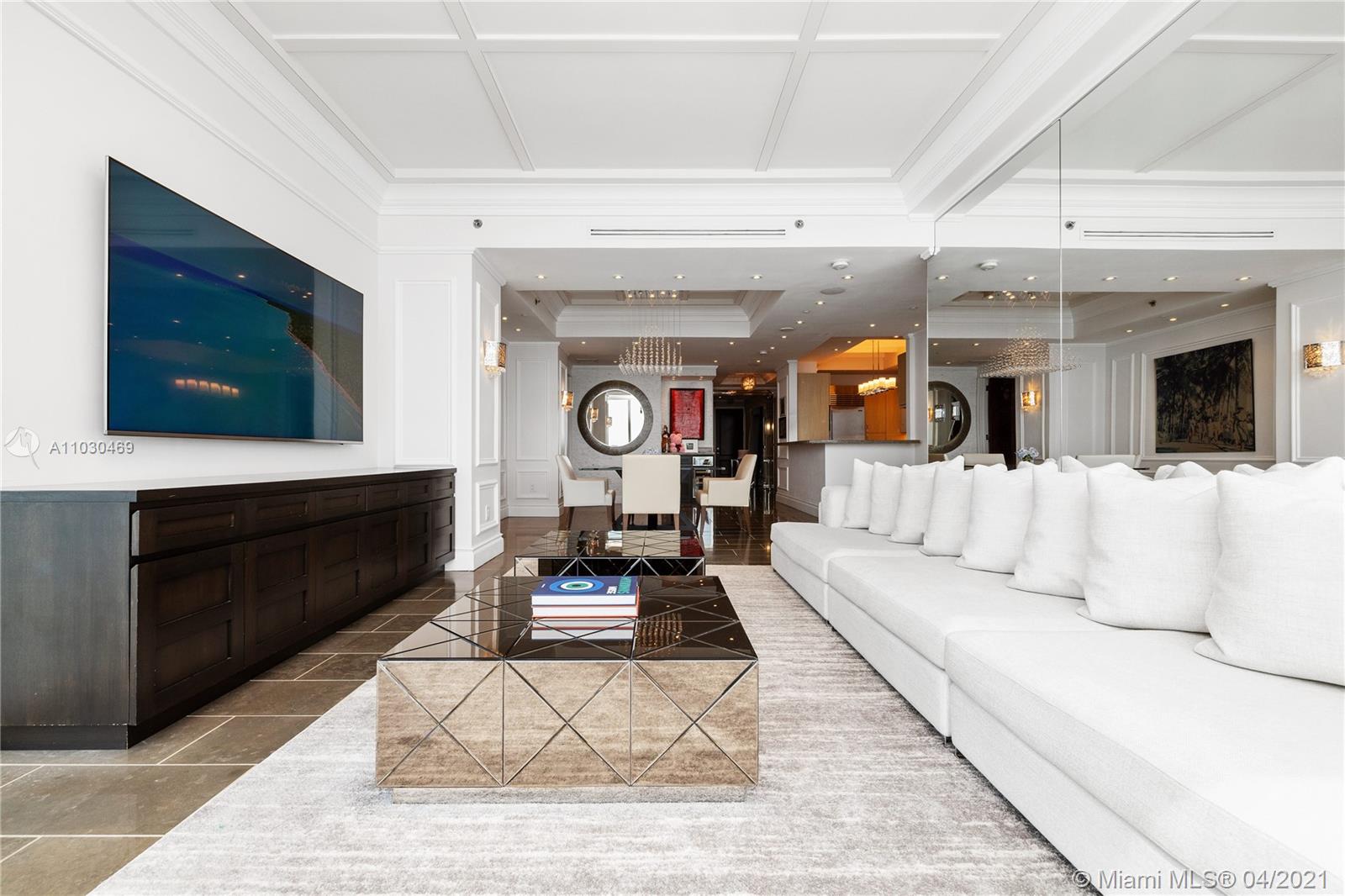 CONTINUUM ON SOUTH BEACH - Residential