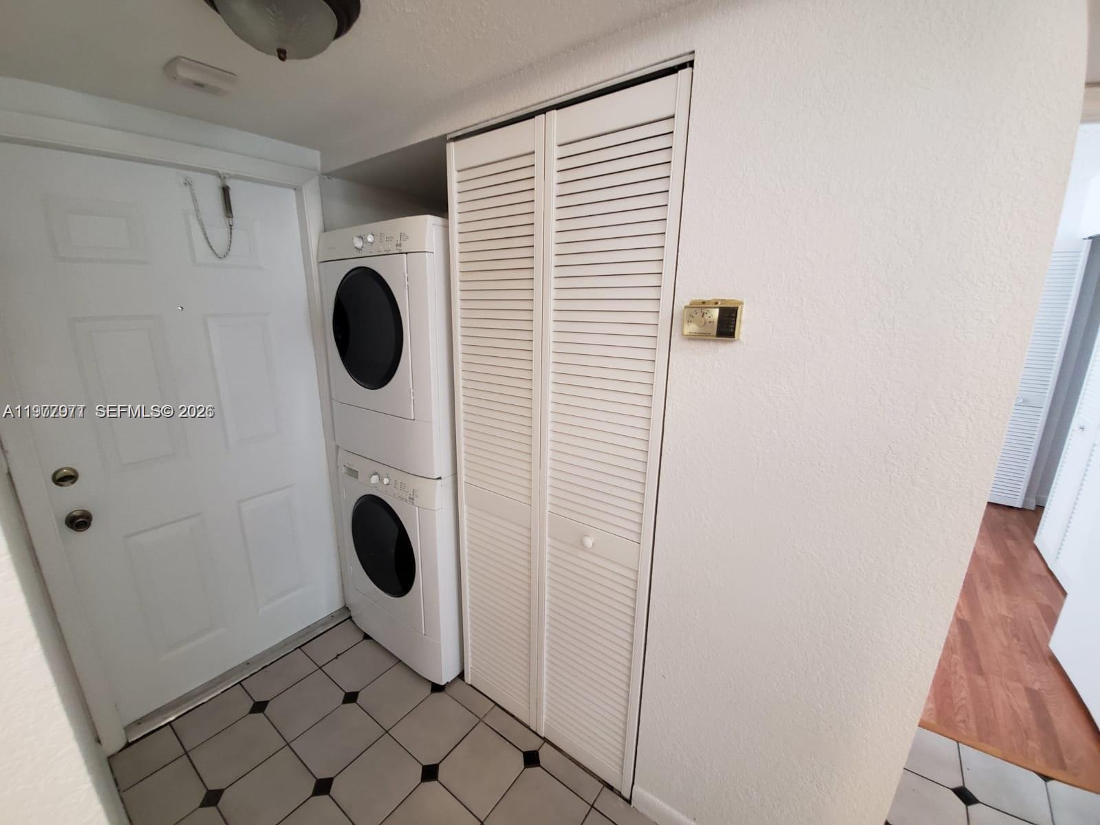 FAIRVIEW AT PEMBROKE POIN - Residential