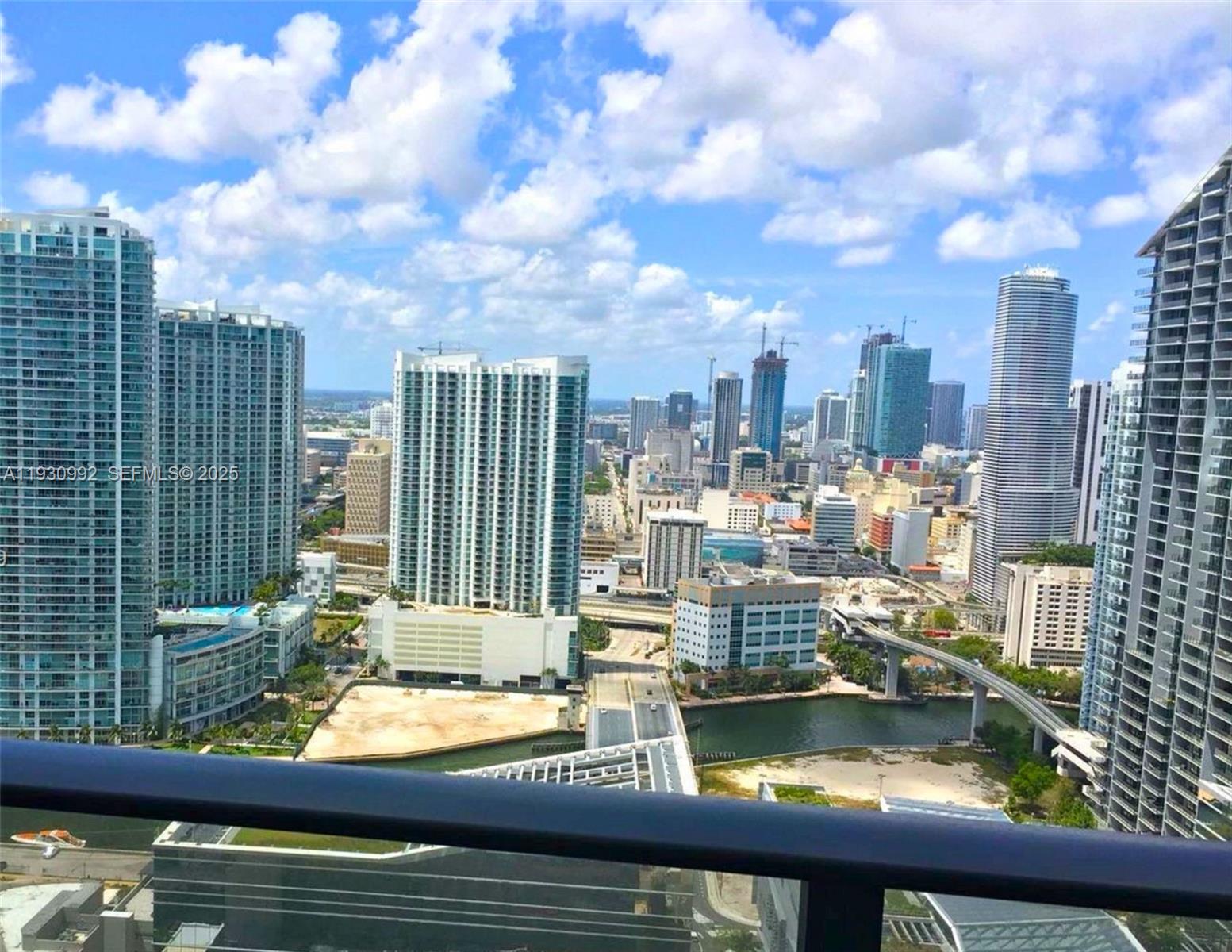 BRICKELL HEIGHTS EAST CON - Residential Lease
