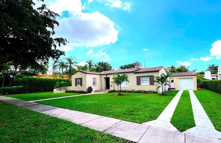 628 Alcazar Ave