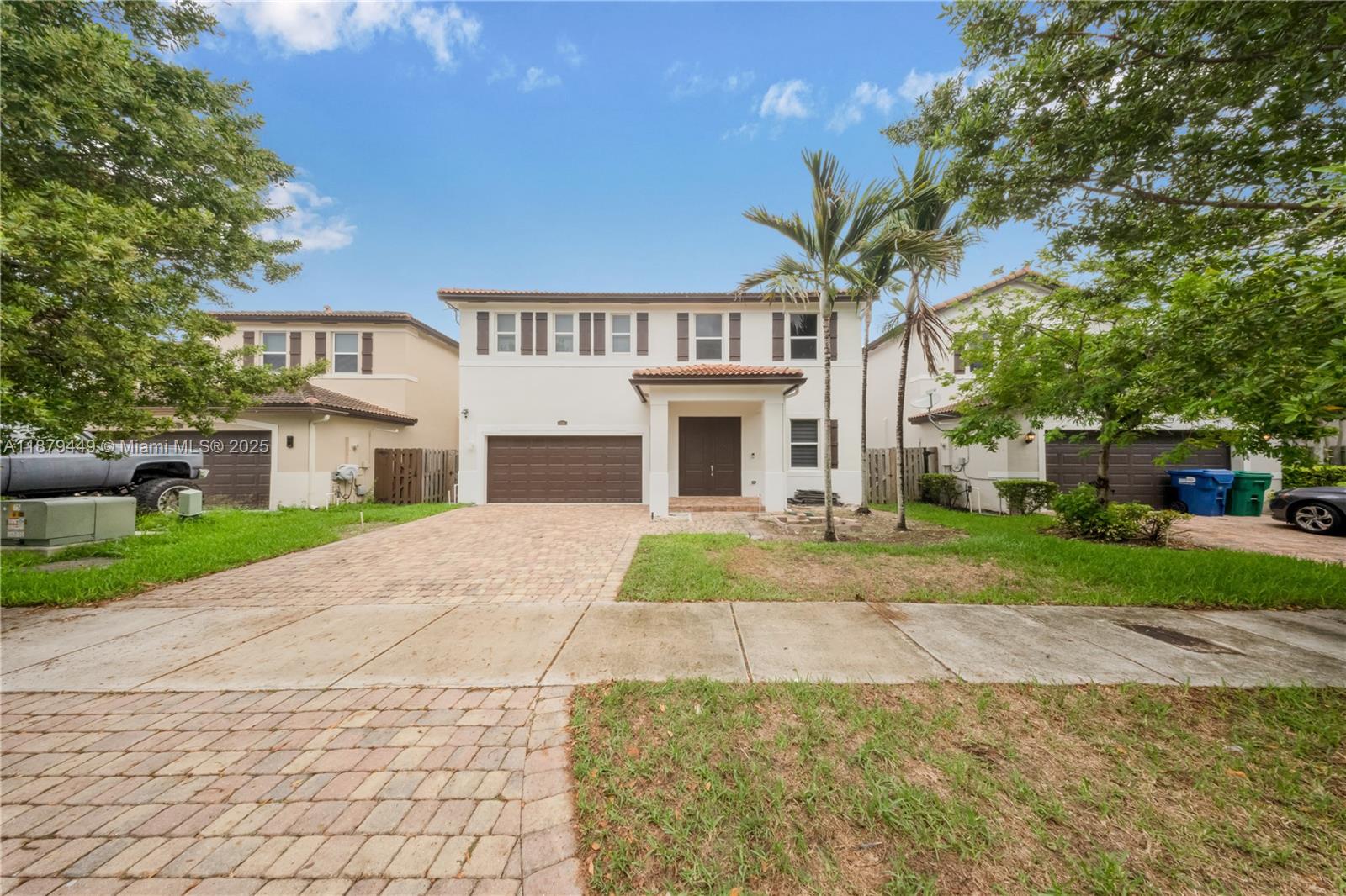 HEMINGWAY POINT - Residential