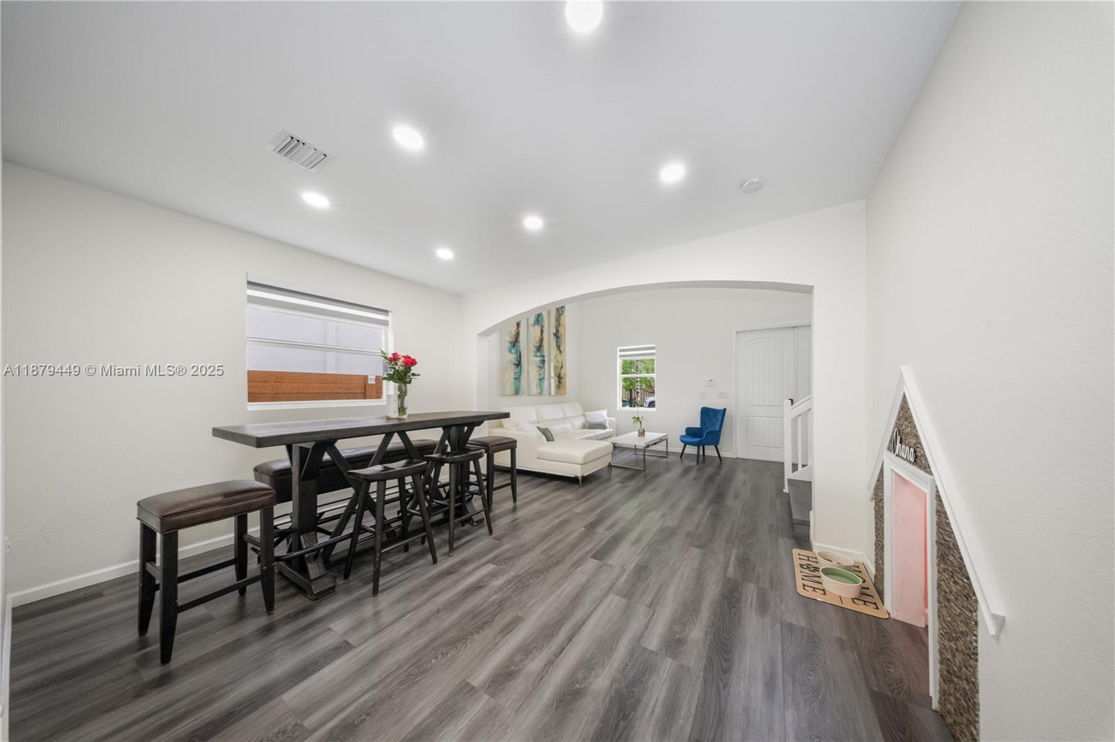 HEMINGWAY POINT - Residential