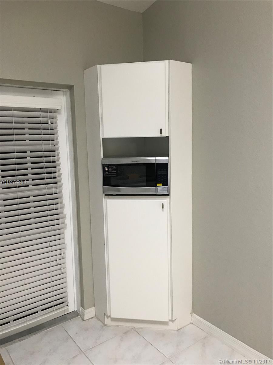 GABRIELLA CONDO CENTER - Residential