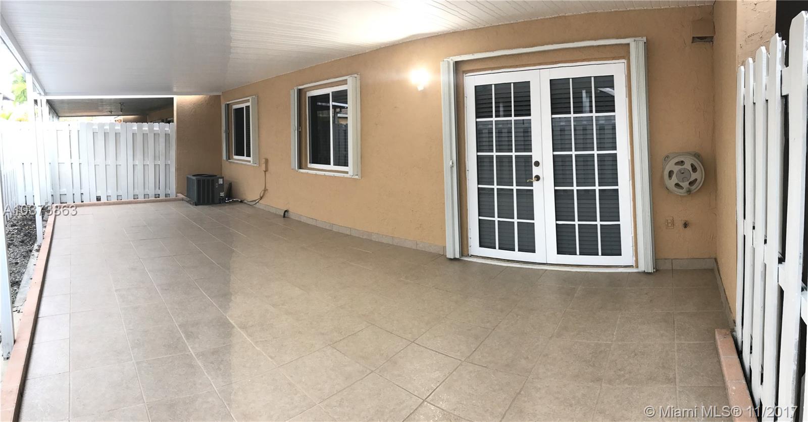 GABRIELLA CONDO CENTER - Residential