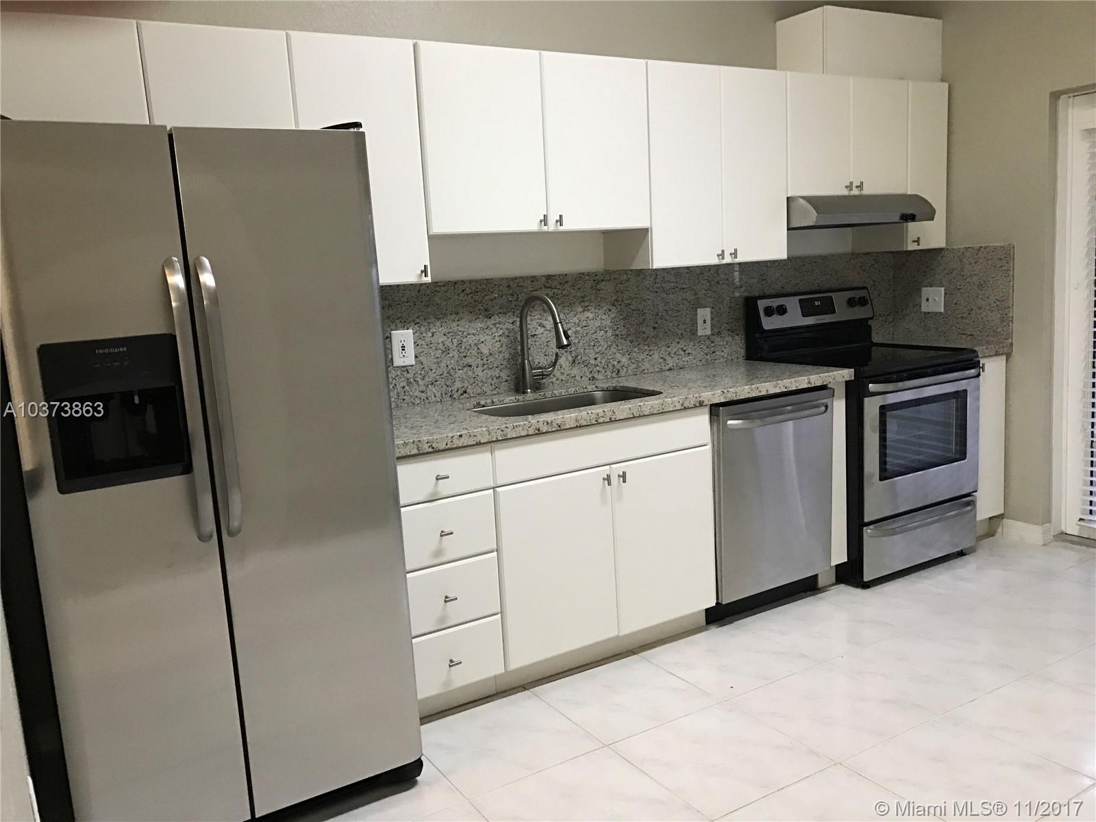 GABRIELLA CONDO CENTER - Residential