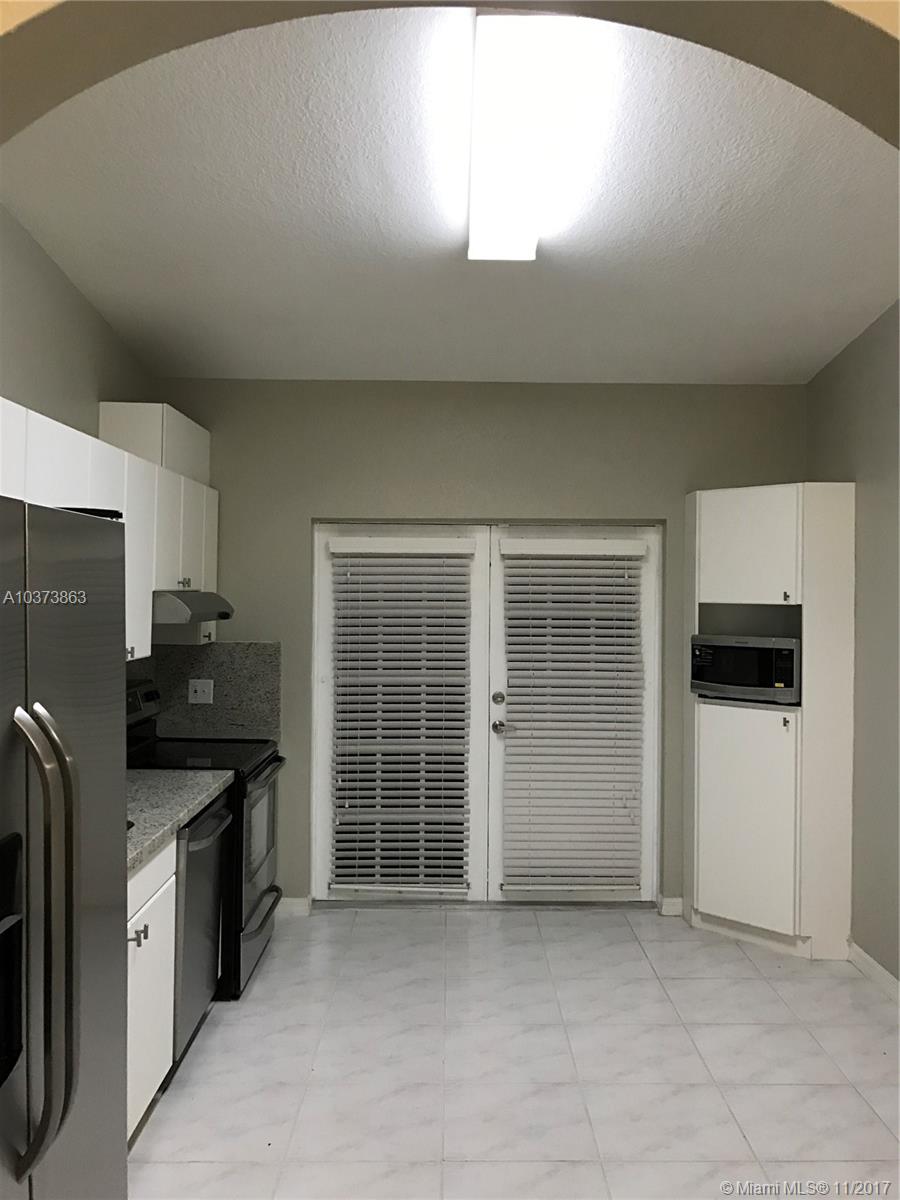 GABRIELLA CONDO CENTER - Residential