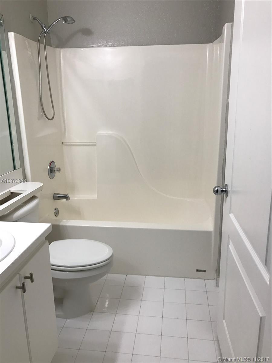 GABRIELLA CONDO CENTER - Residential