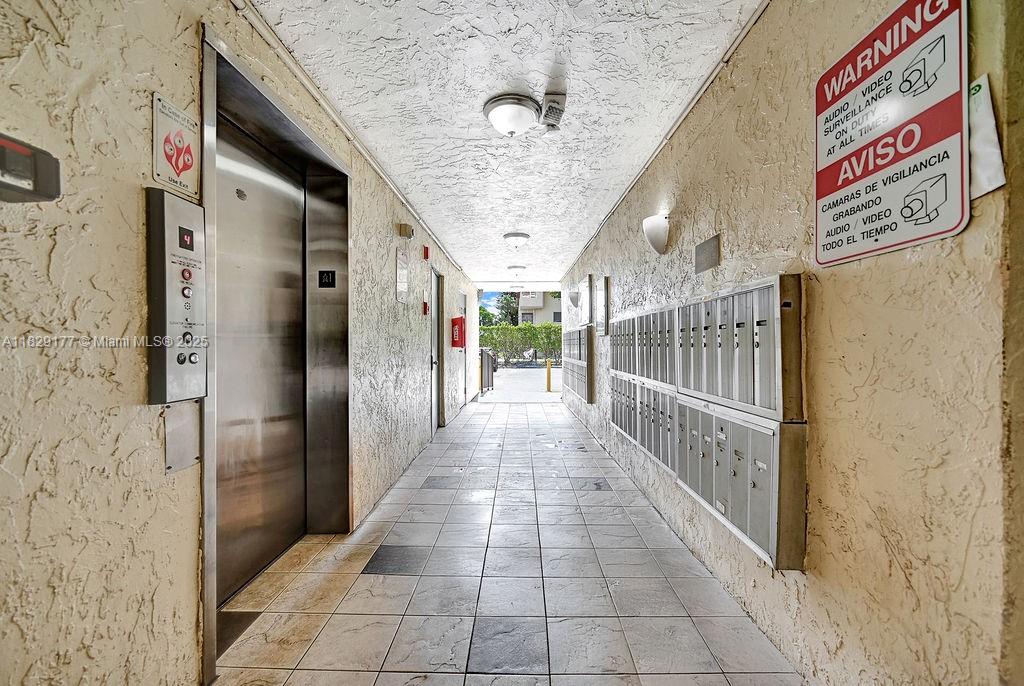 CYPRESS CHASE CONDO NO 6 - Residential