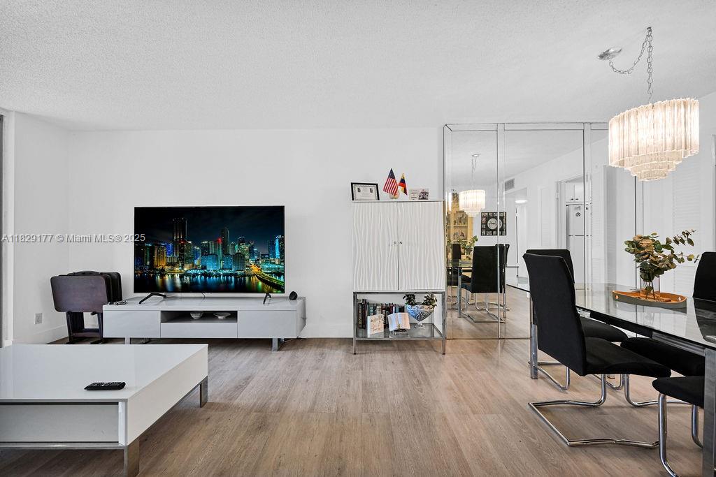 CYPRESS CHASE CONDO NO 6 - Residential