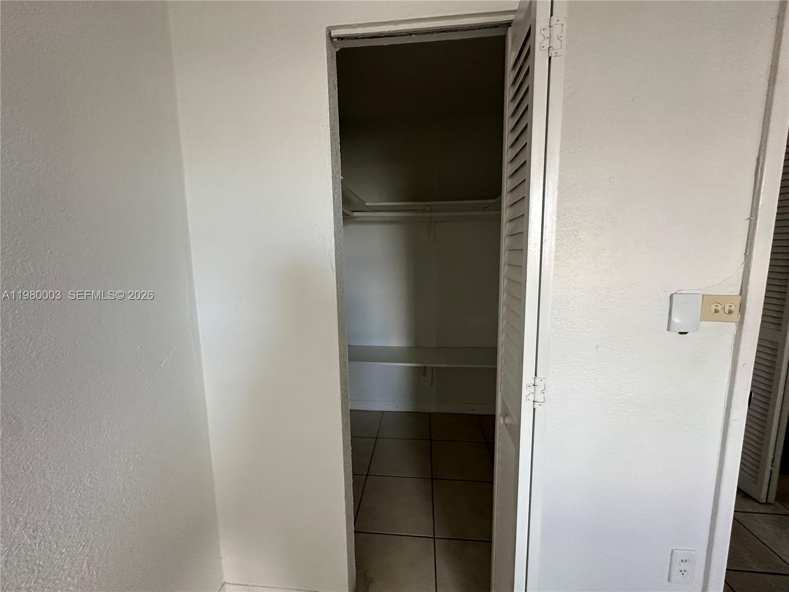 YOLANDA VILLAS CONDO - Residential Lease