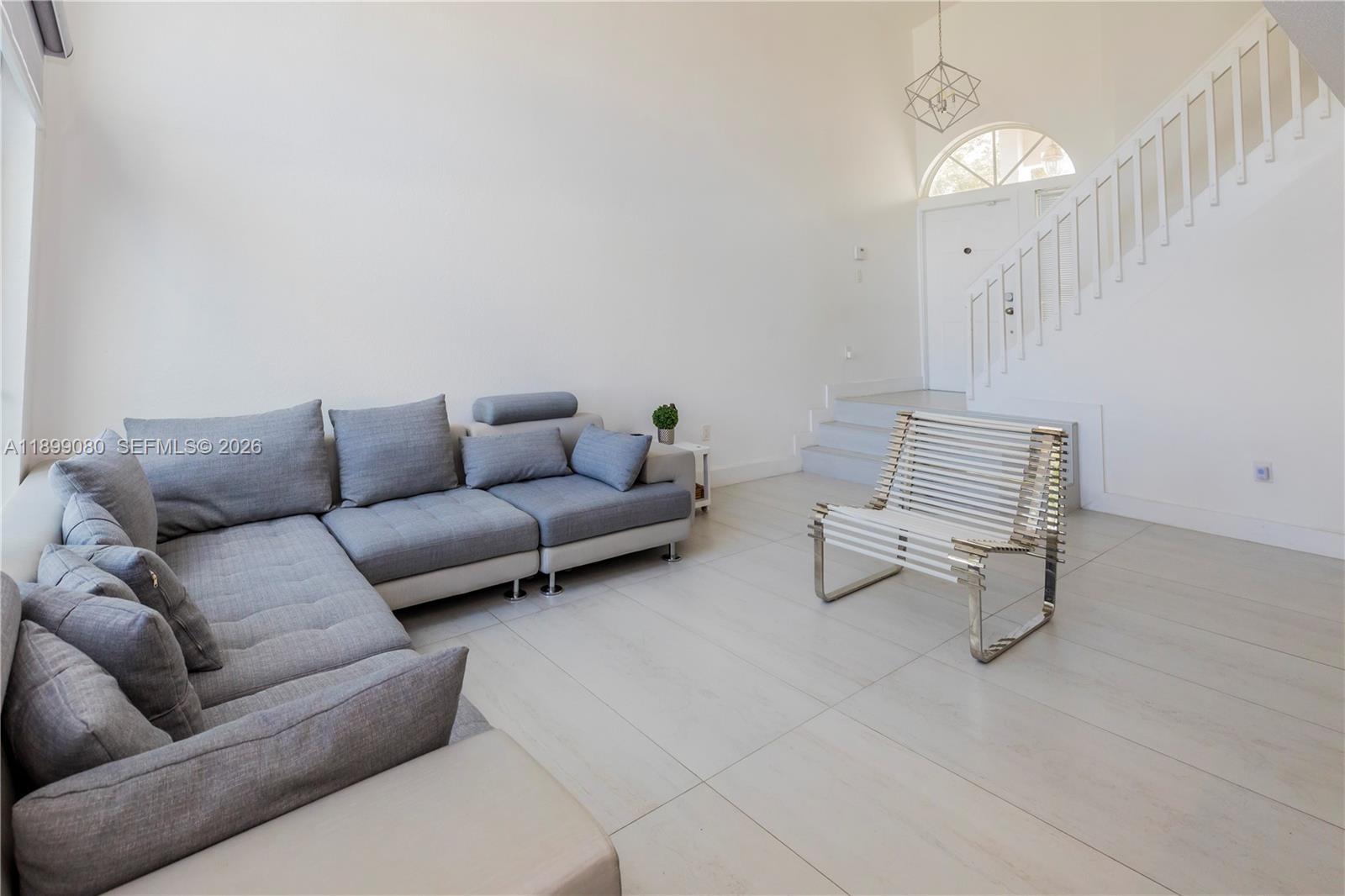 SAPPHIRE SHORES-SAPPHIRE - Residential