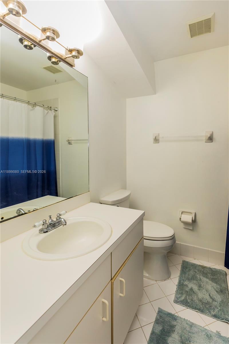 SAPPHIRE SHORES-SAPPHIRE - Residential