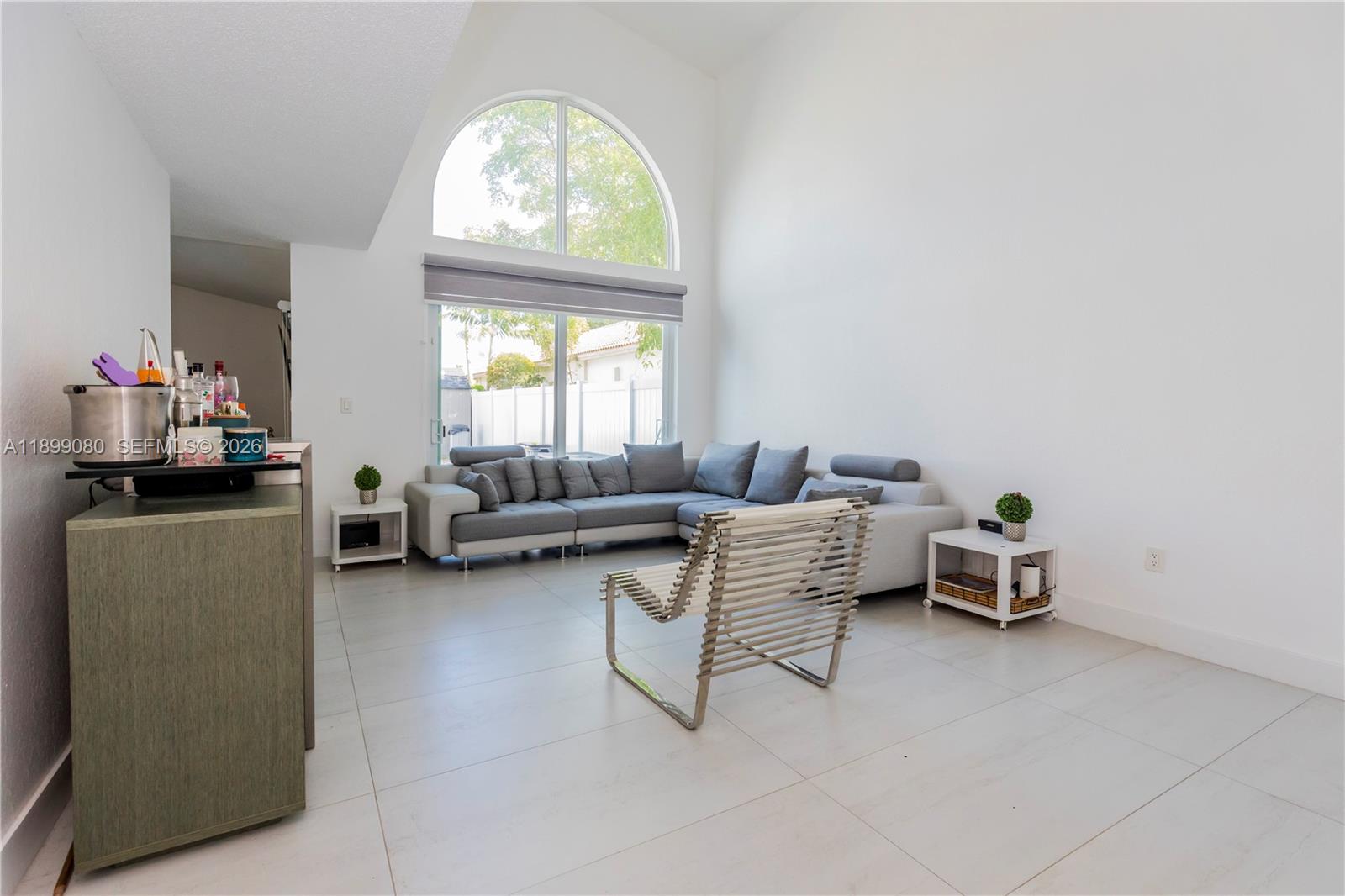 SAPPHIRE SHORES-SAPPHIRE - Residential