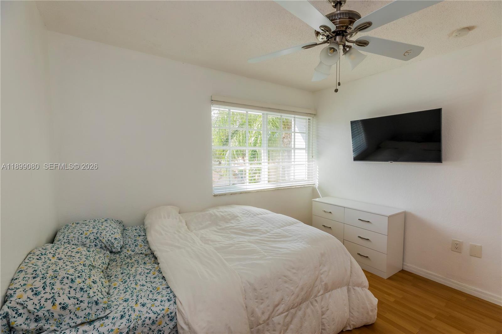 SAPPHIRE SHORES-SAPPHIRE - Residential