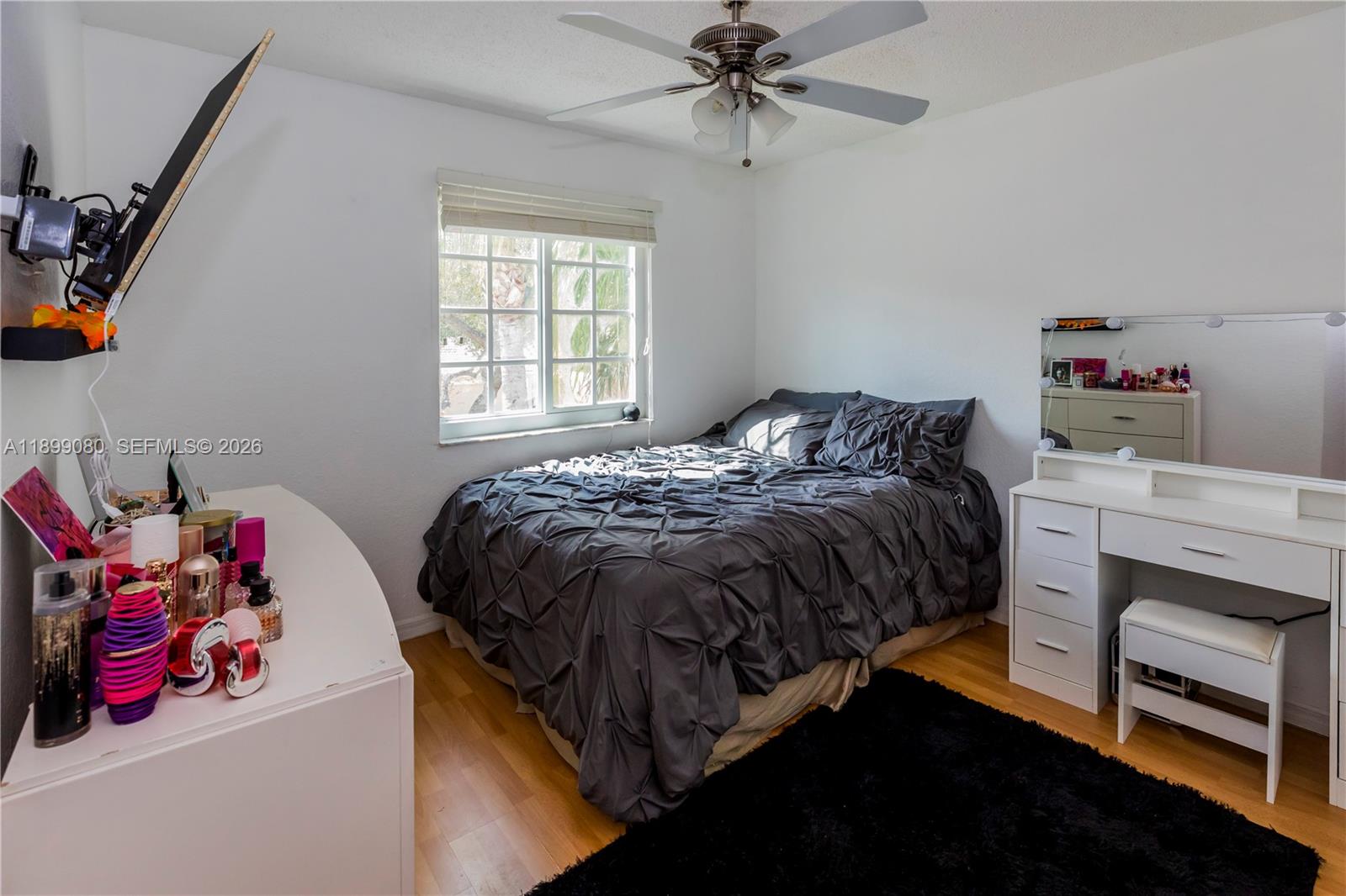 SAPPHIRE SHORES-SAPPHIRE - Residential