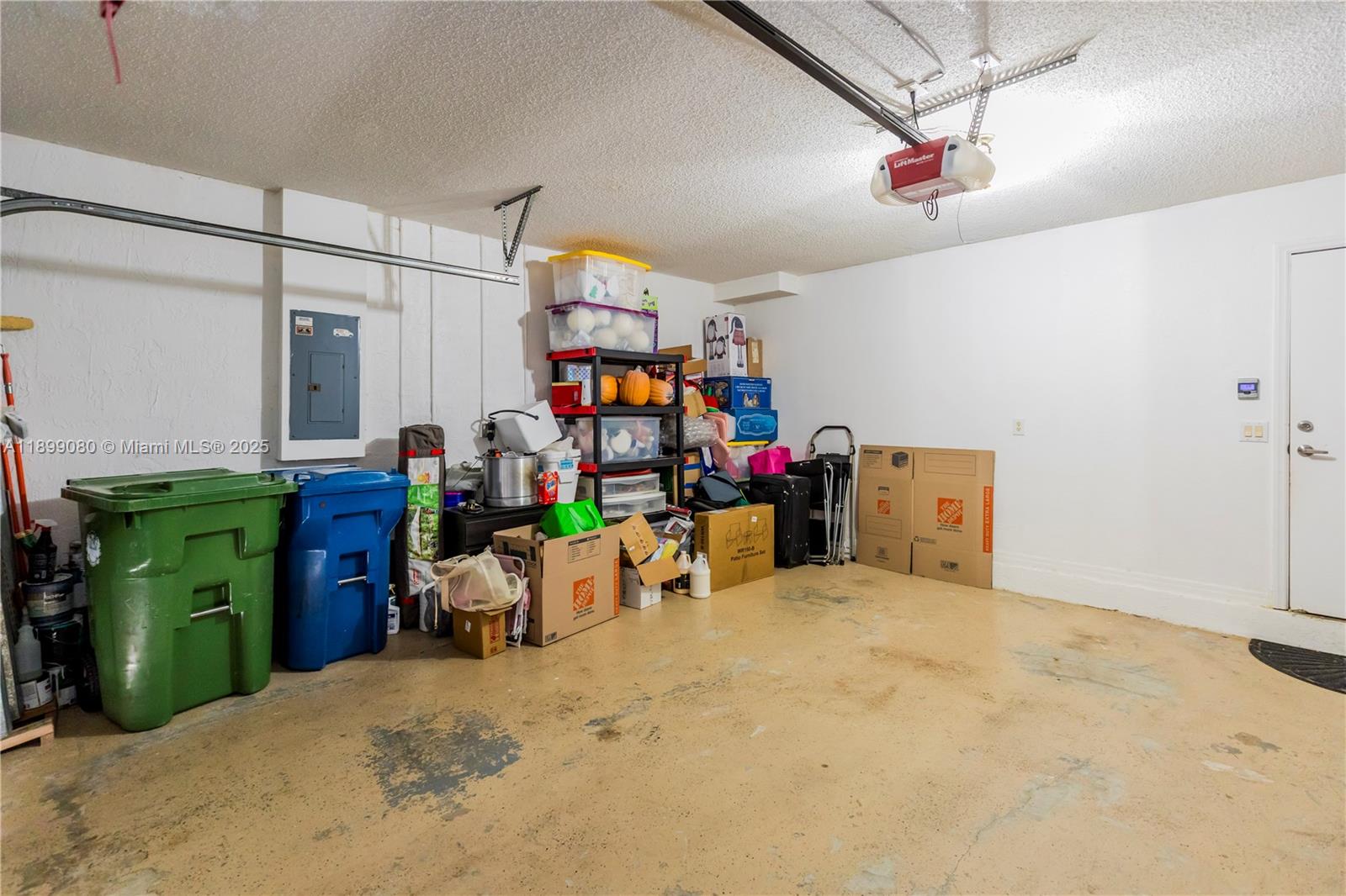 SAPPHIRE SHORES-SAPPHIRE - Residential