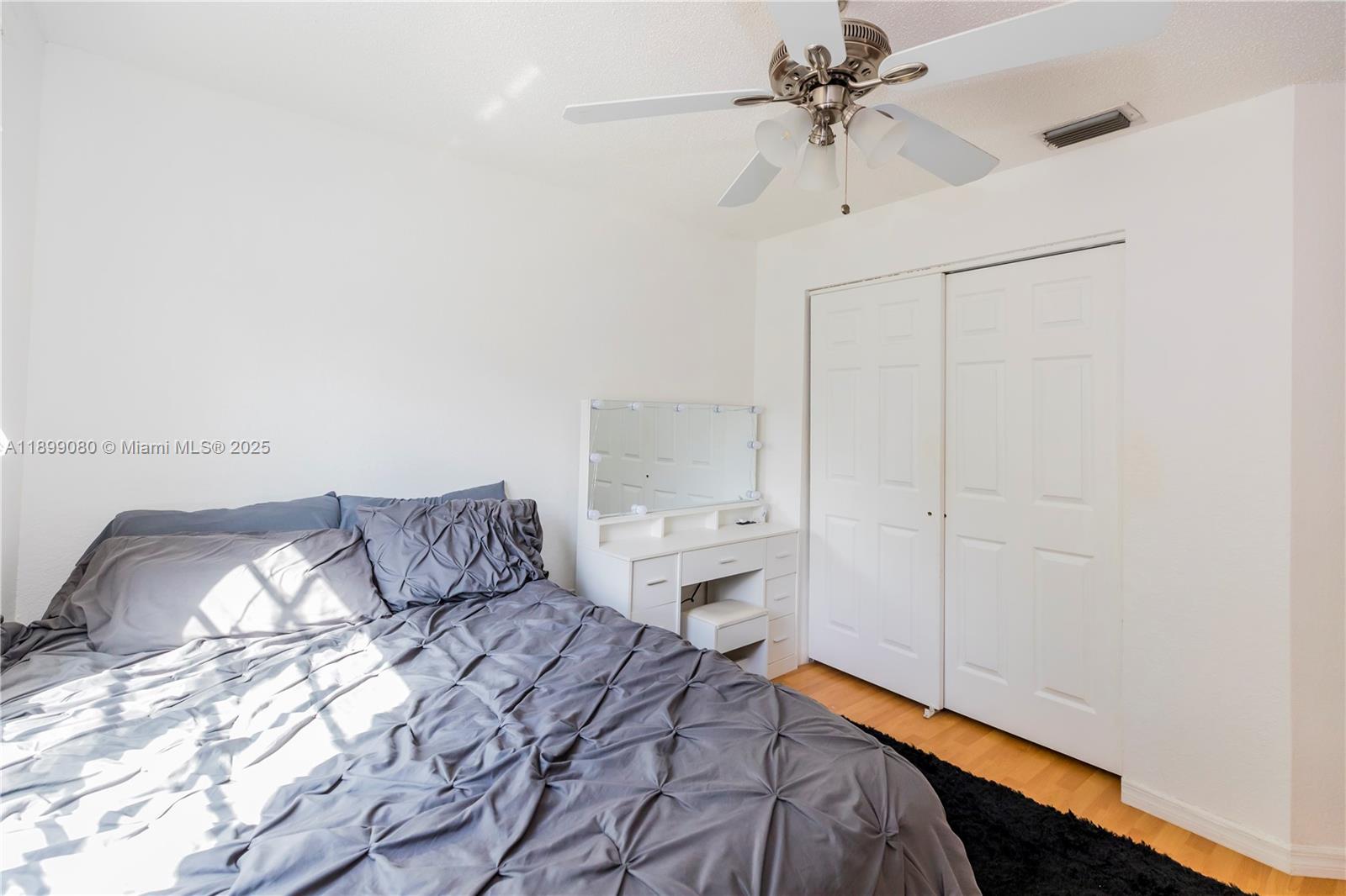 SAPPHIRE SHORES-SAPPHIRE - Residential