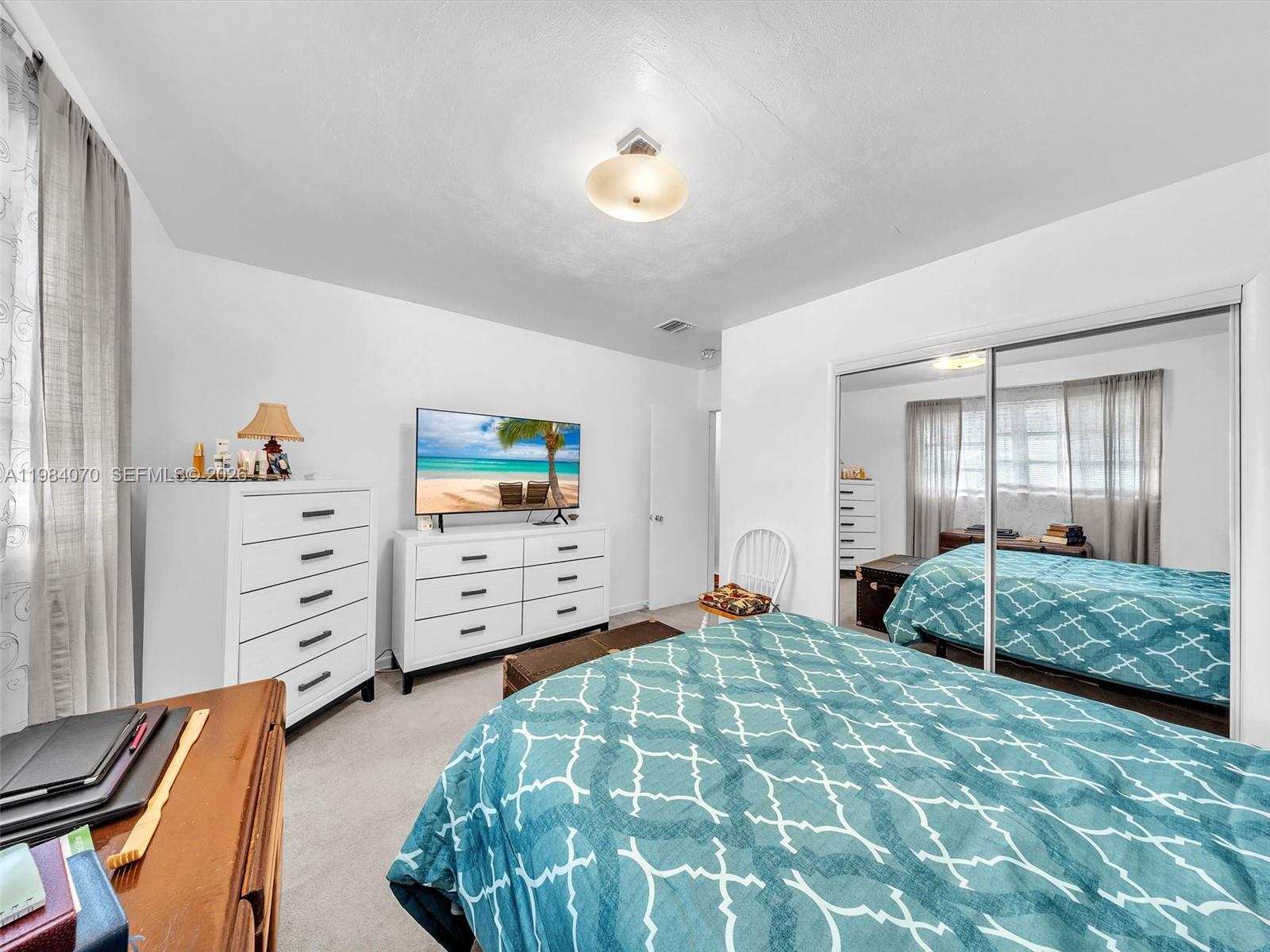 BONNIE BRIAR ESTATES - Residential