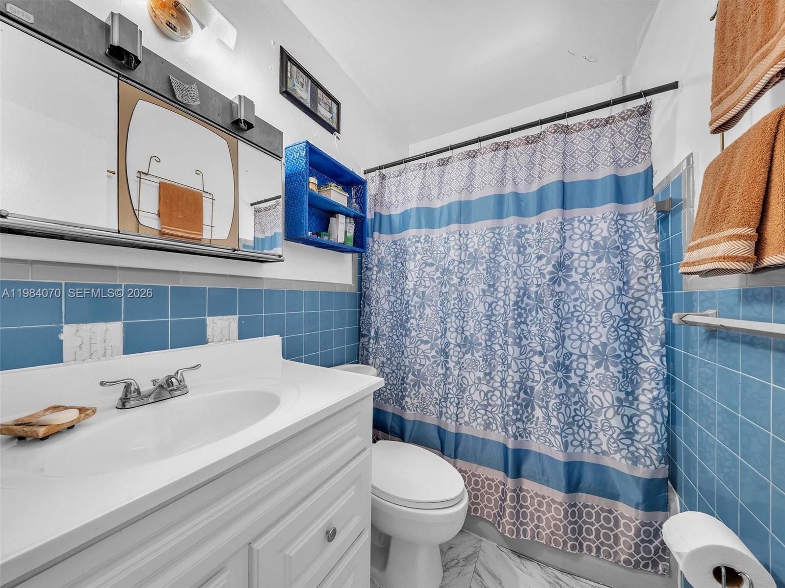 BONNIE BRIAR ESTATES - Residential