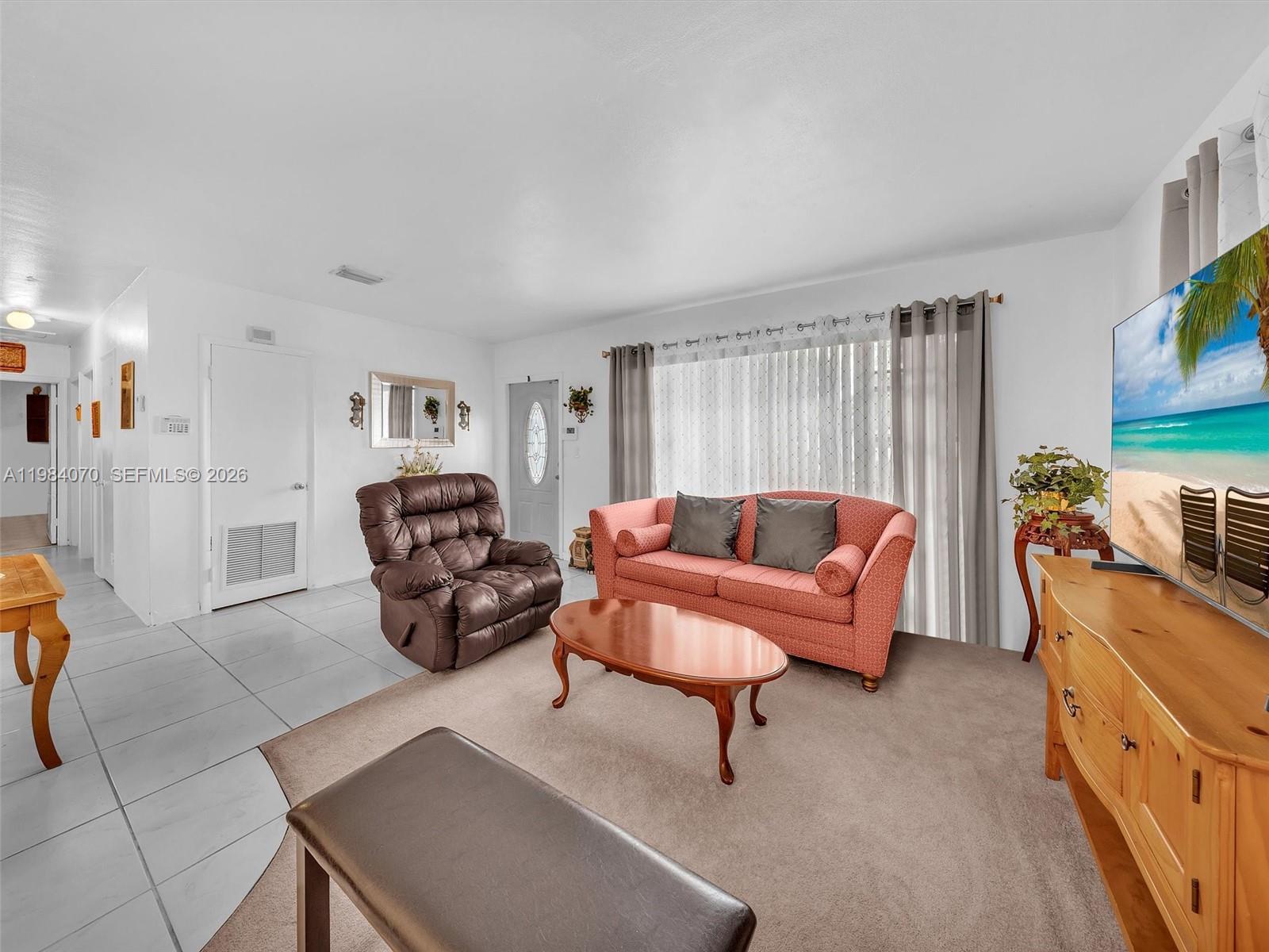 BONNIE BRIAR ESTATES - Residential