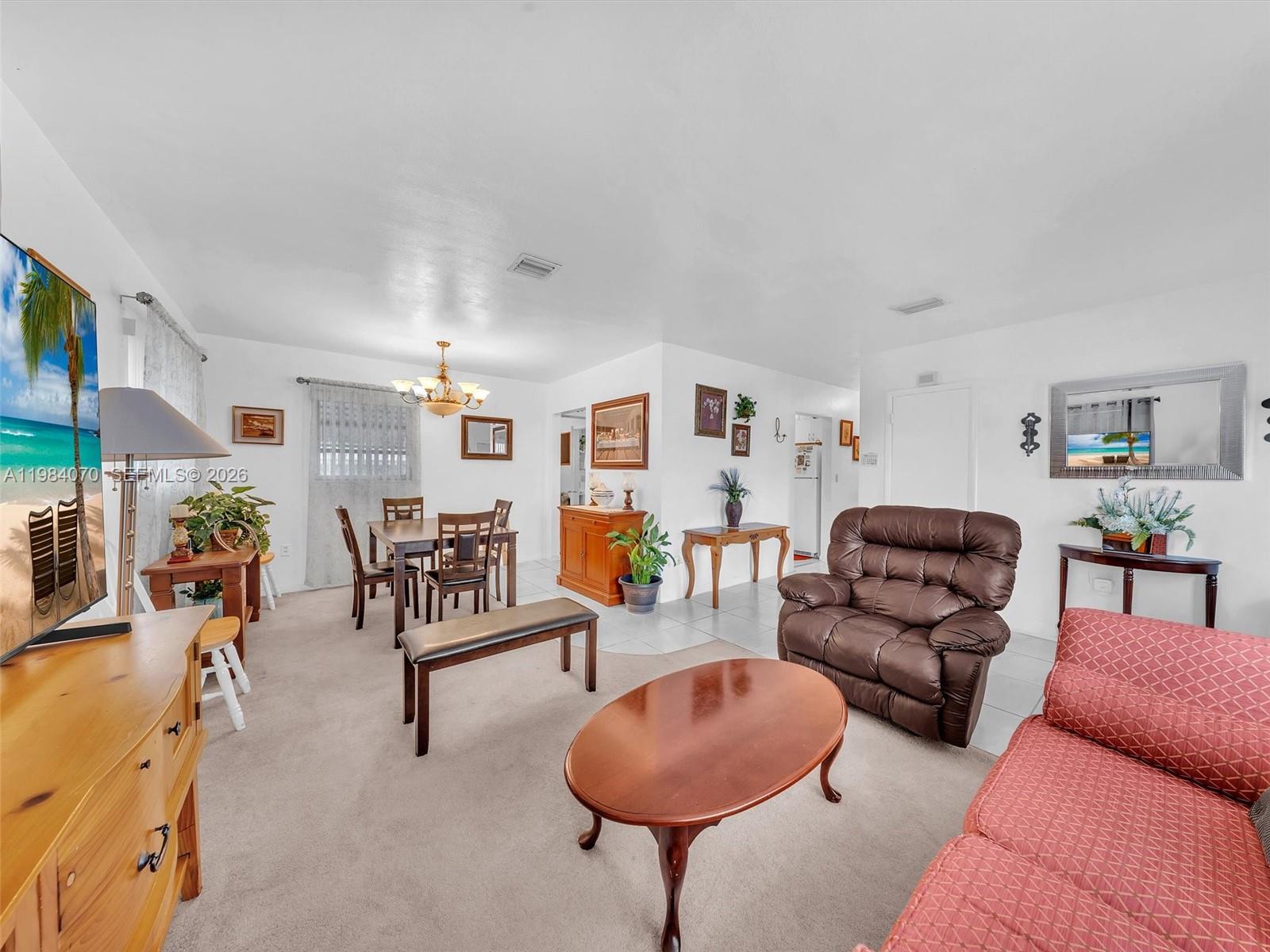 BONNIE BRIAR ESTATES - Residential