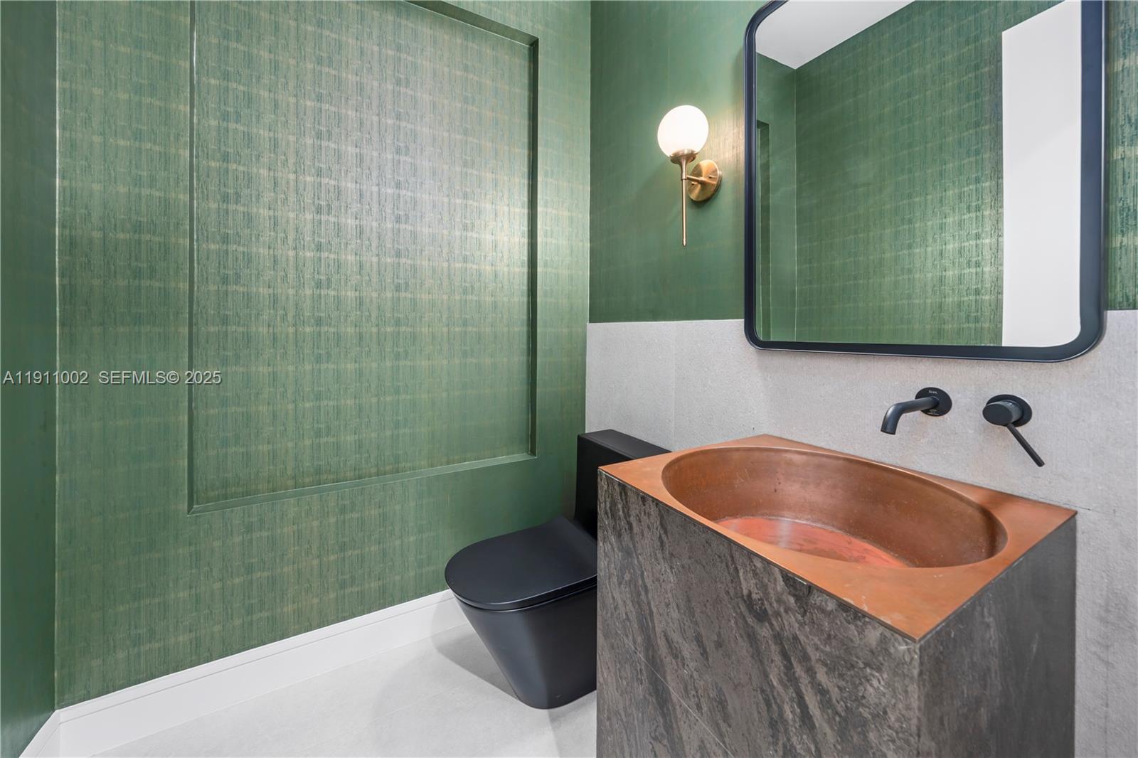 ROCK REEF - Residential