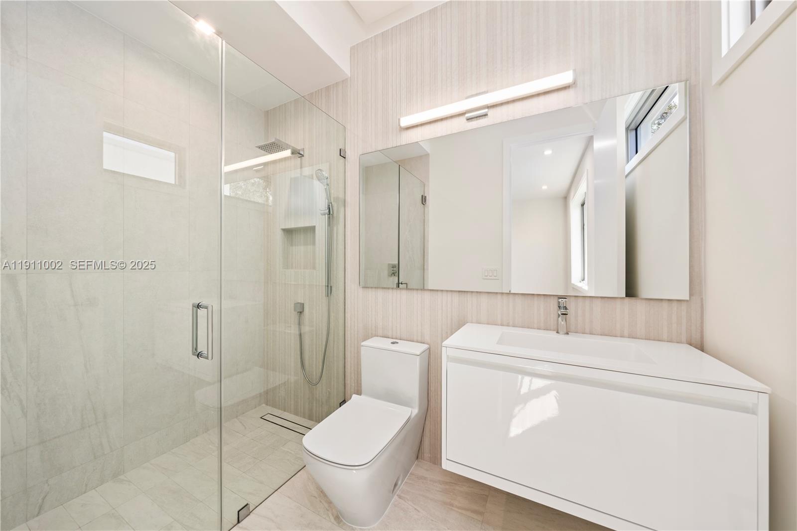 ROCK REEF - Residential