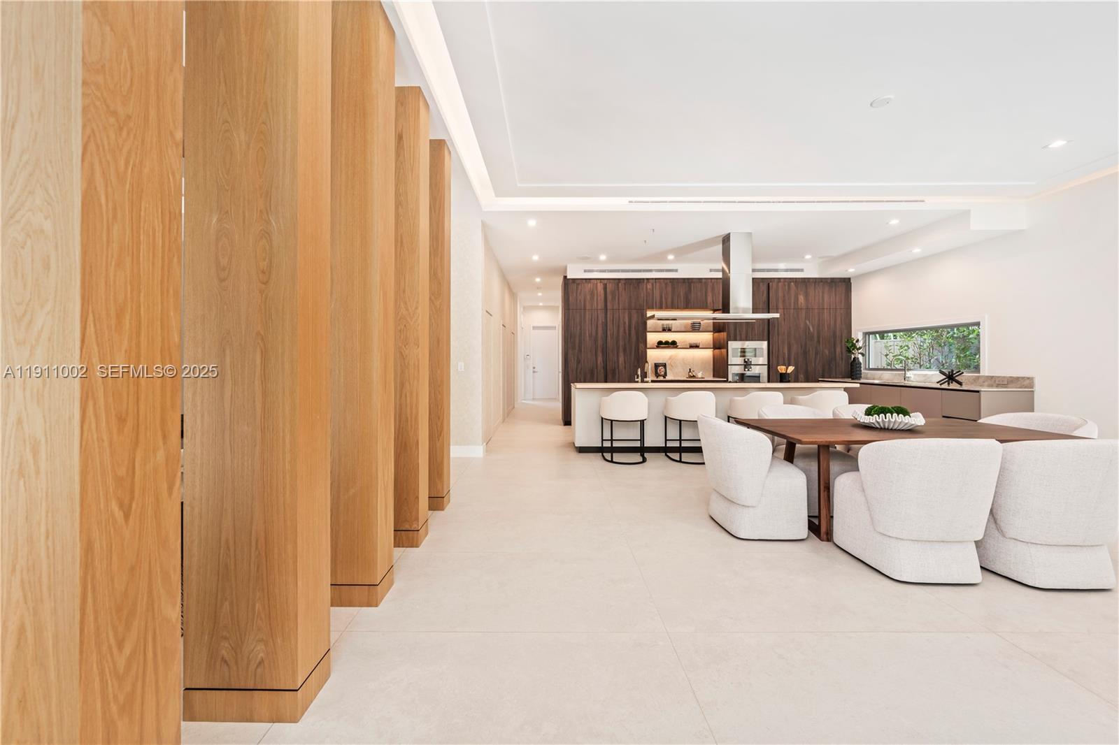 ROCK REEF - Residential