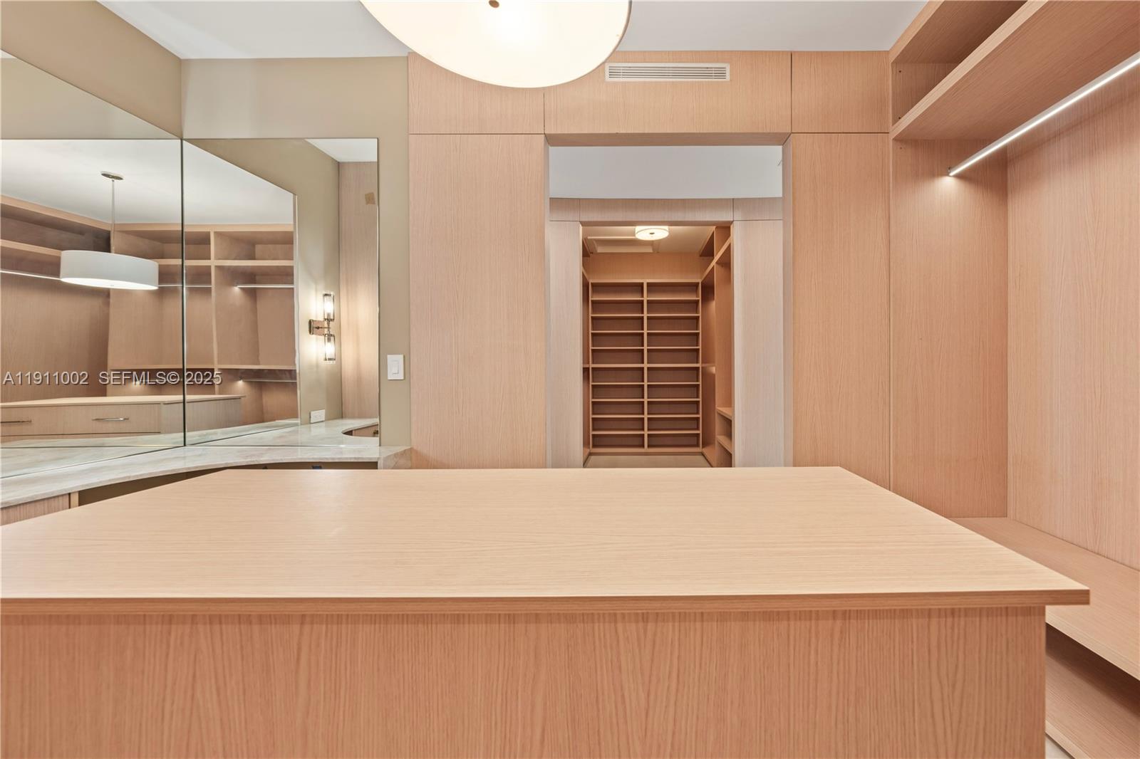 ROCK REEF - Residential