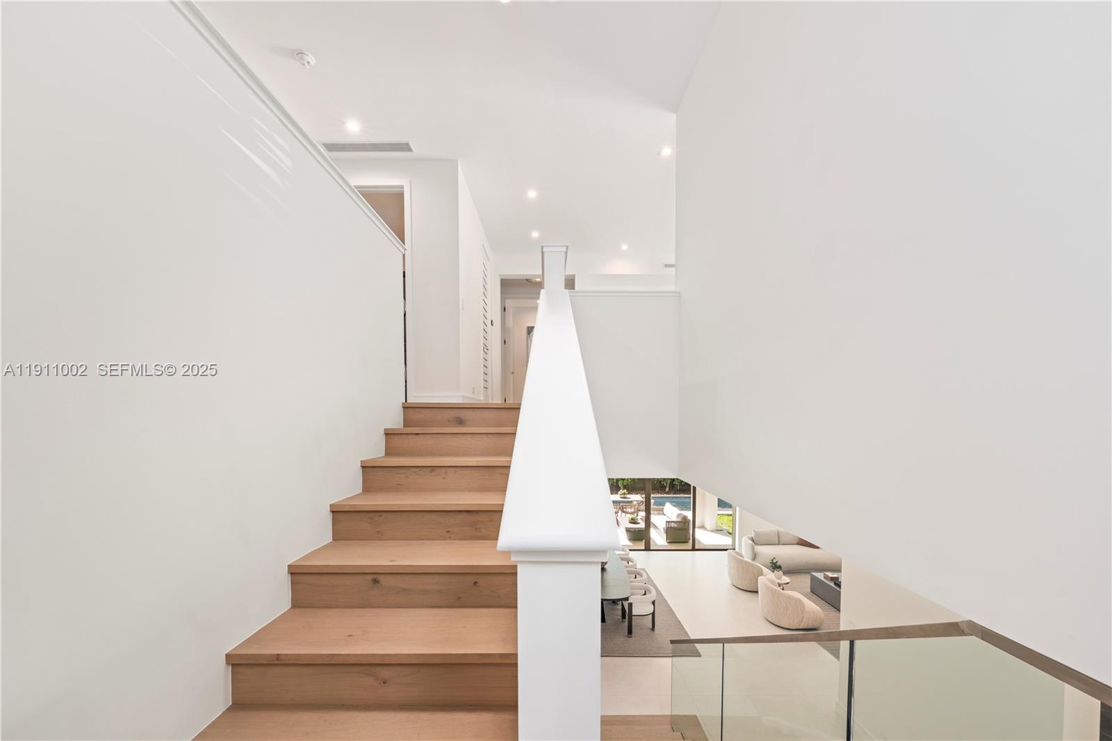 ROCK REEF - Residential