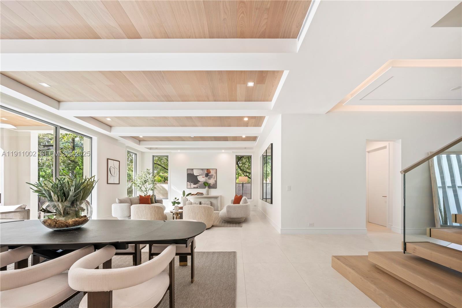 ROCK REEF - Residential