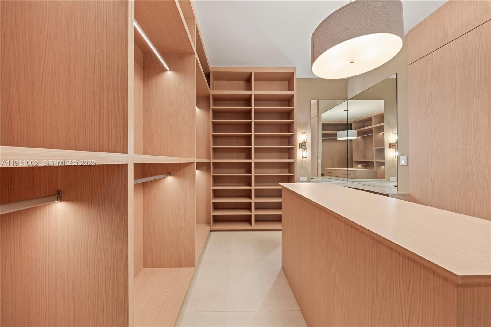 ROCK REEF - Residential