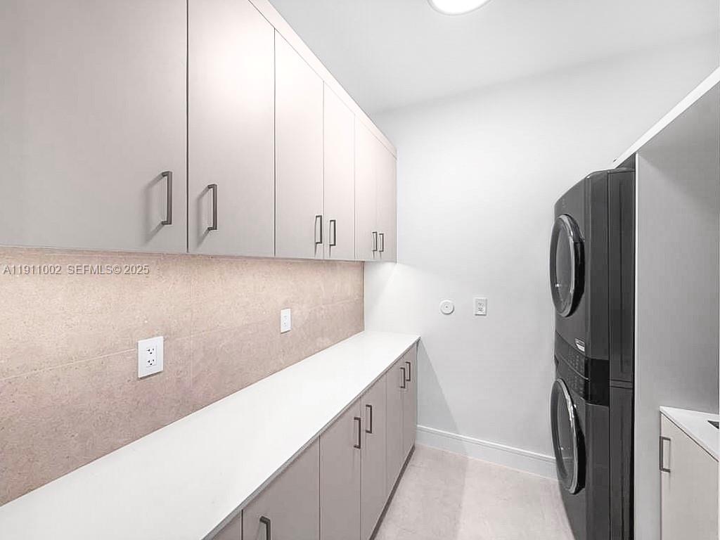 ROCK REEF - Residential