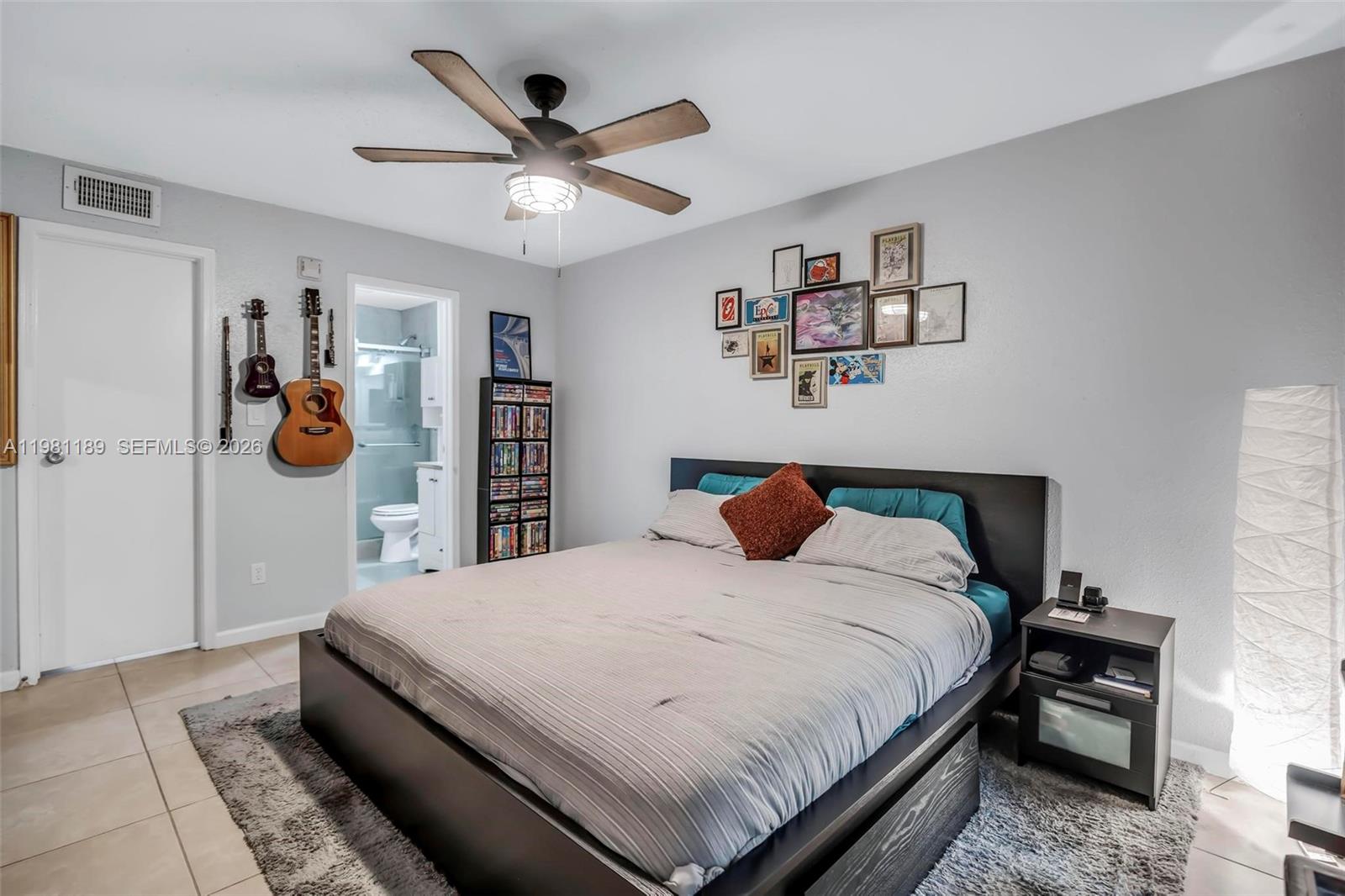 SAVANNAH AT RIVERSIDE CON - Residential