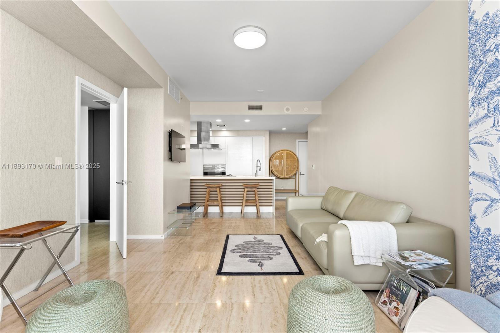 CAPRI SOUTH BEACH CONDO - Residential Lease