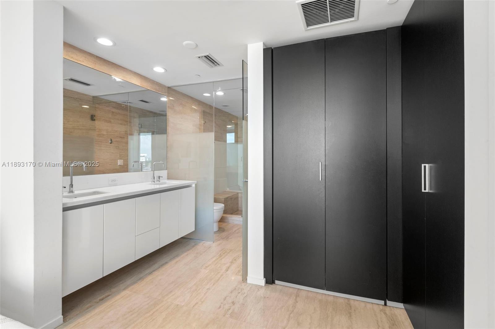 CAPRI SOUTH BEACH CONDO - Residential Lease