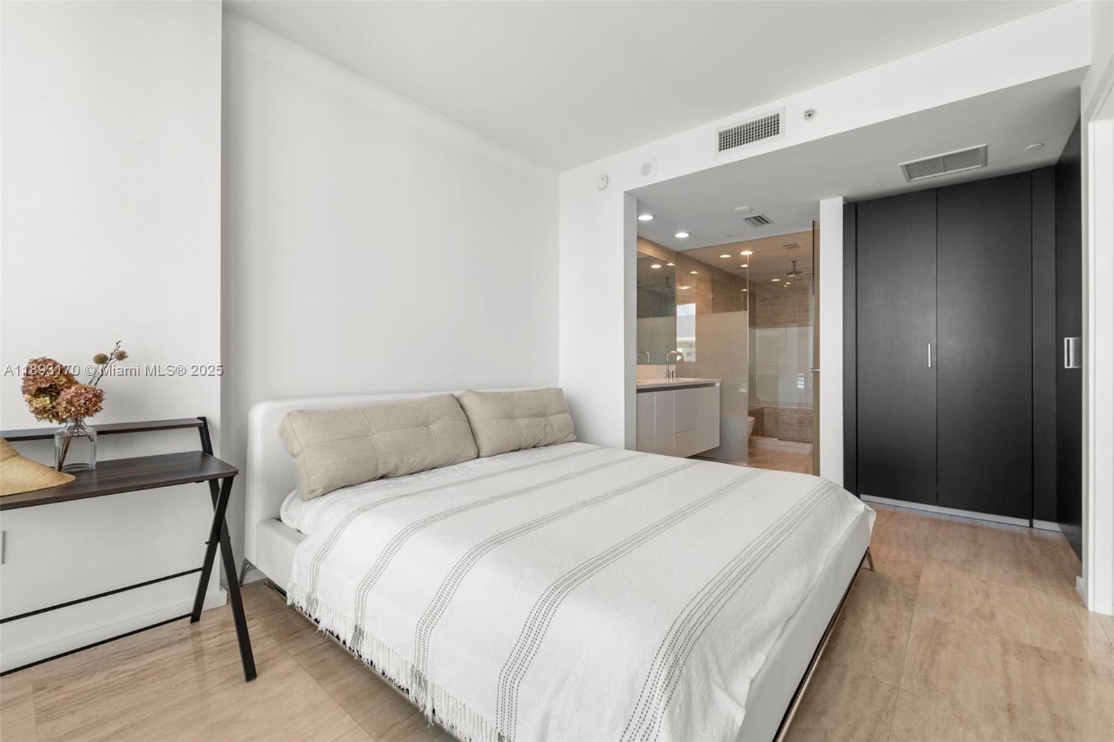 CAPRI SOUTH BEACH CONDO - Residential Lease