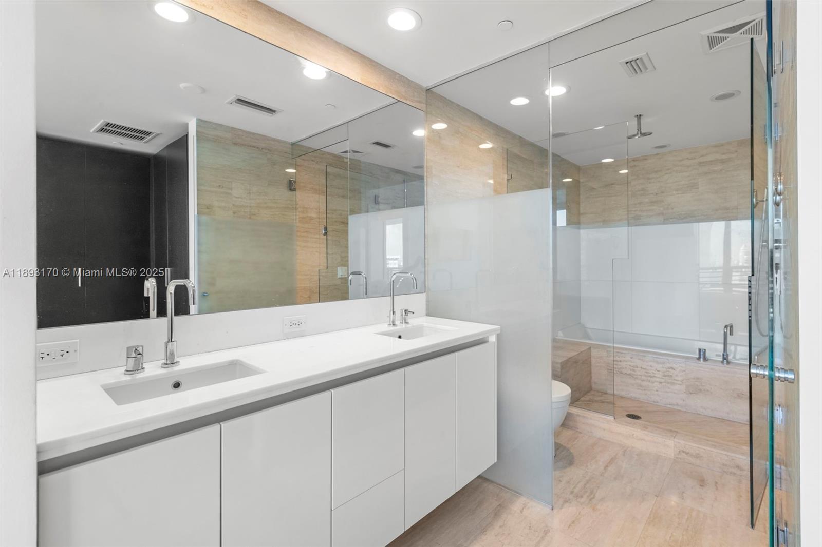CAPRI SOUTH BEACH CONDO - Residential Lease