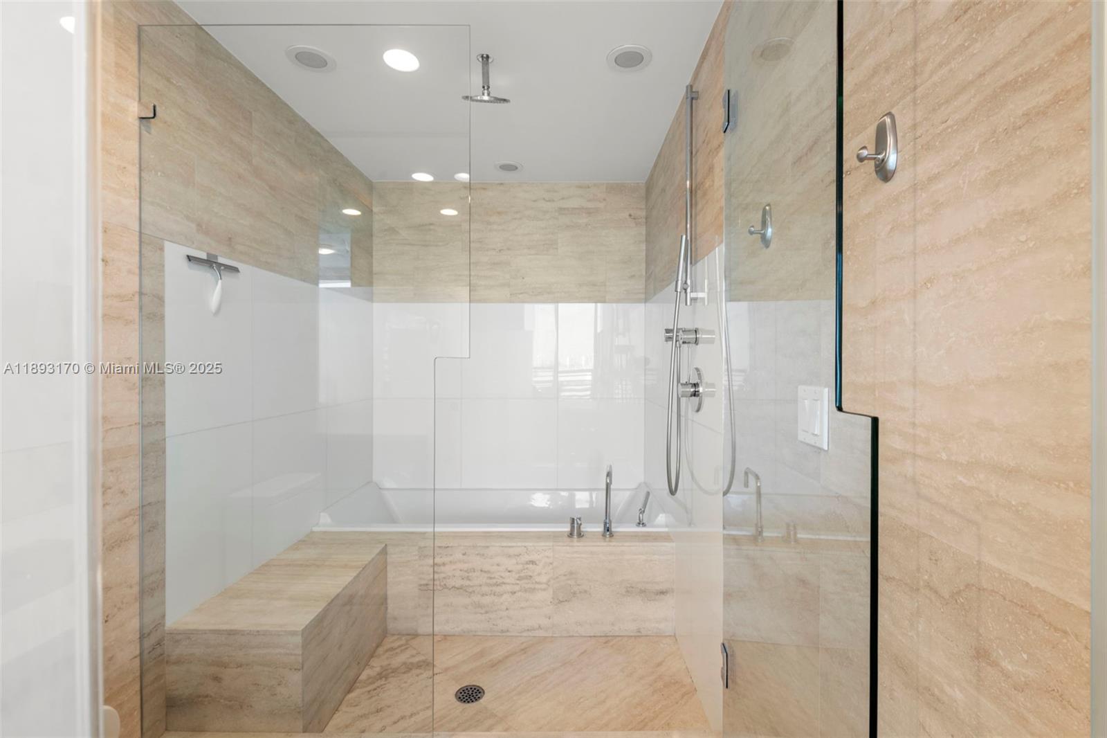 CAPRI SOUTH BEACH CONDO - Residential Lease