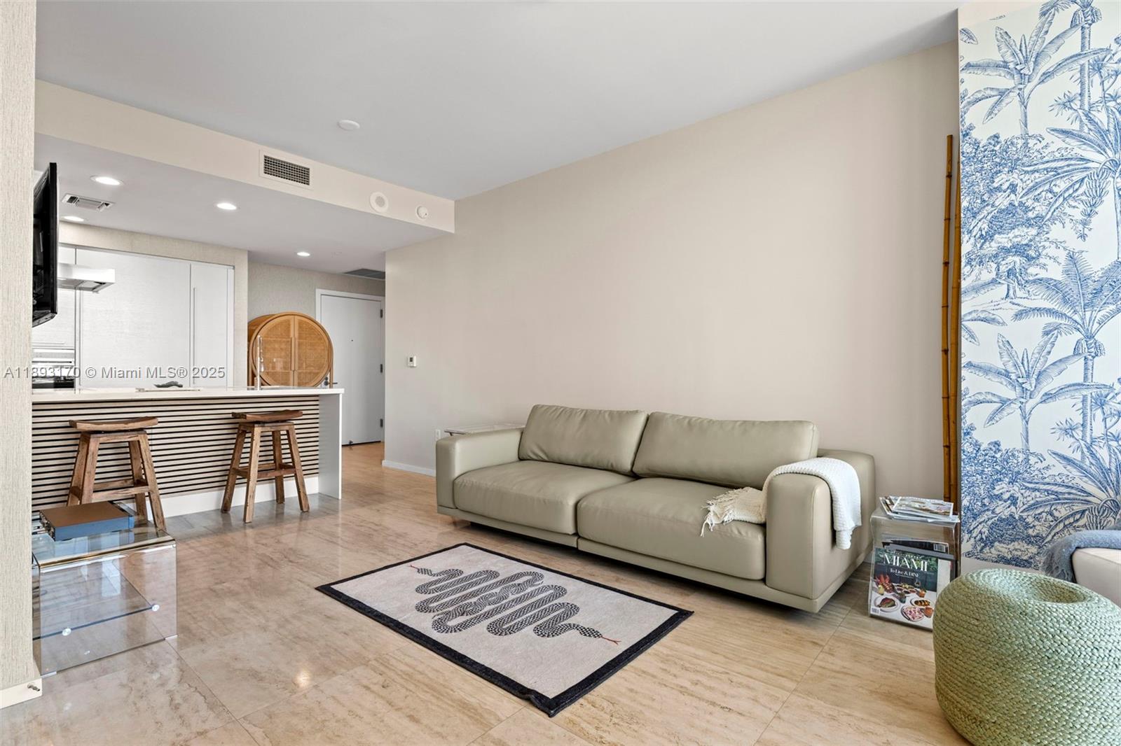 CAPRI SOUTH BEACH CONDO - Residential Lease