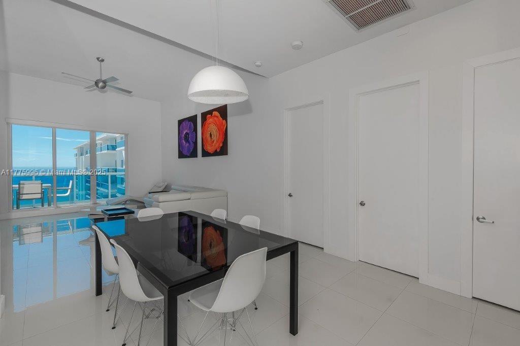 2301 Collins Ave 1624