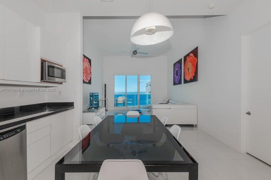 RONEY PALACE CONDO - Residential Lease