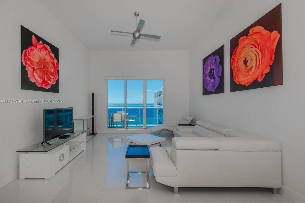 RONEY PALACE CONDO - Residential Lease