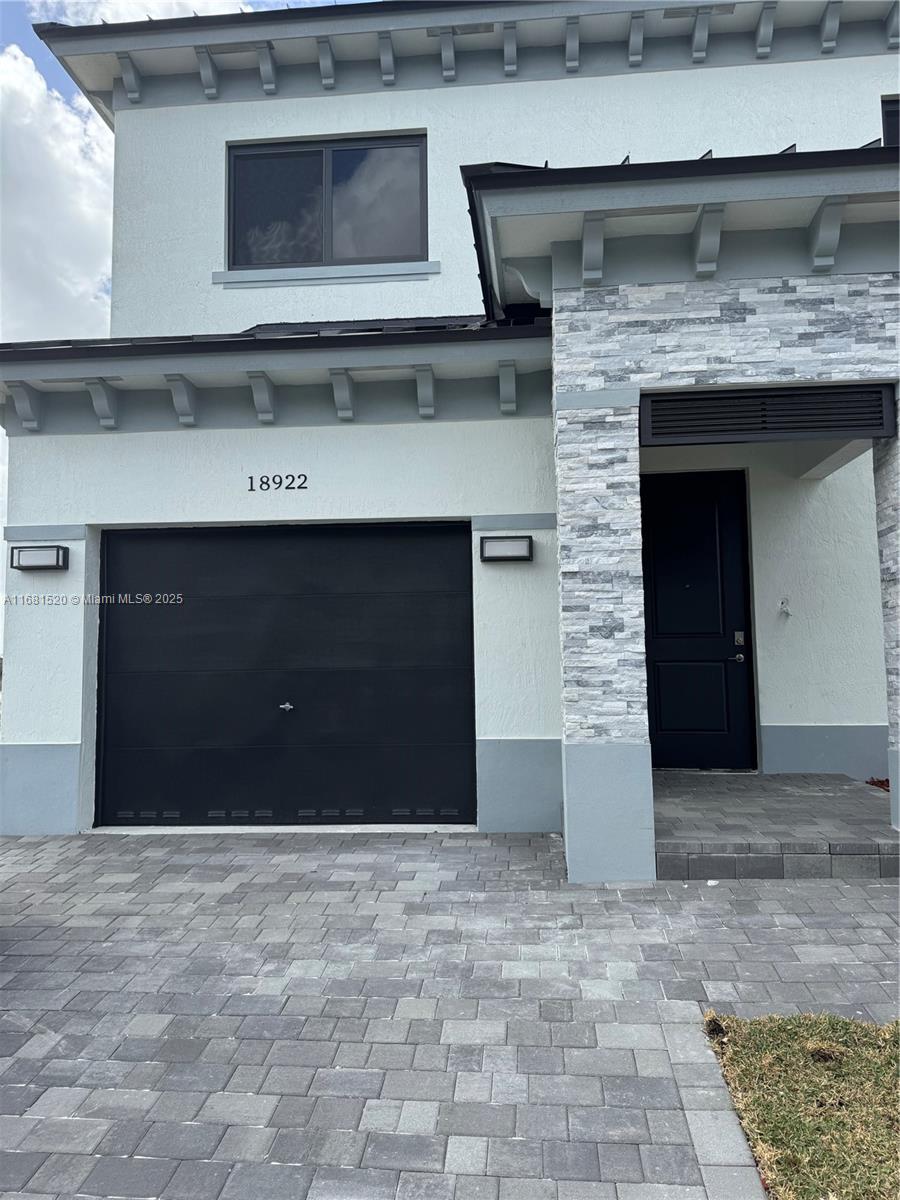 18922 Sw 316 St, Homestead, Miami-Dade County, Florida - 4 Bedrooms  
3 Bathrooms - 