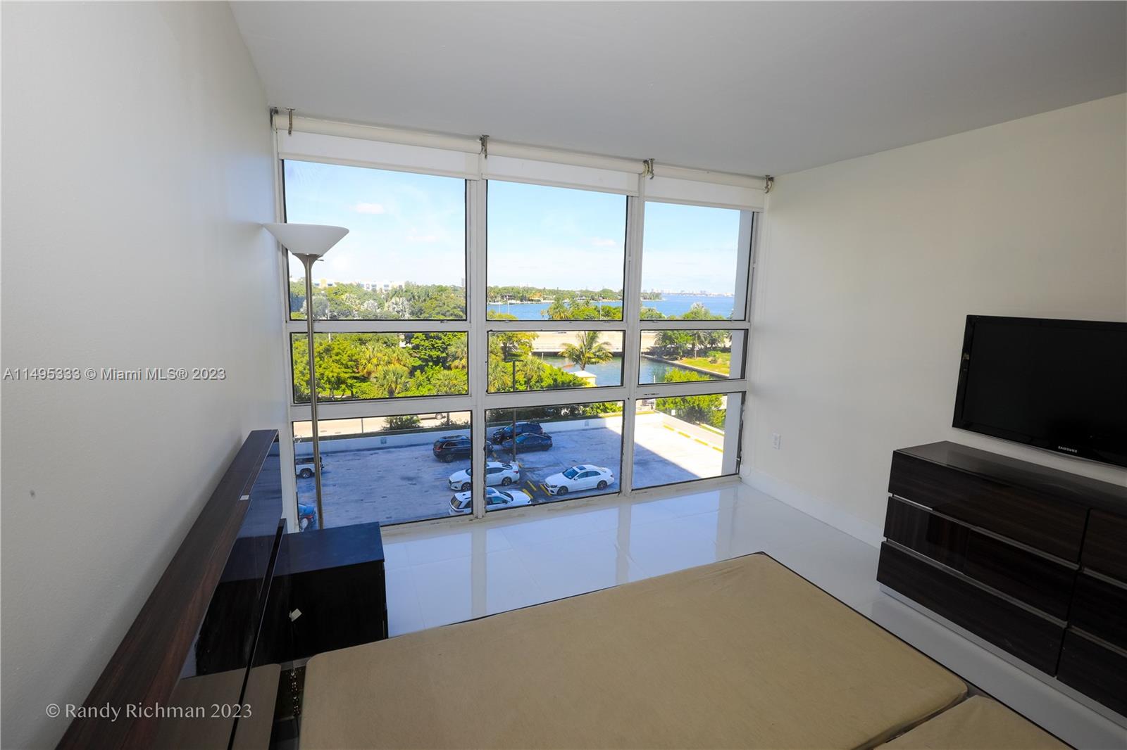CHARTER CLUB CONDO - Residential Lease