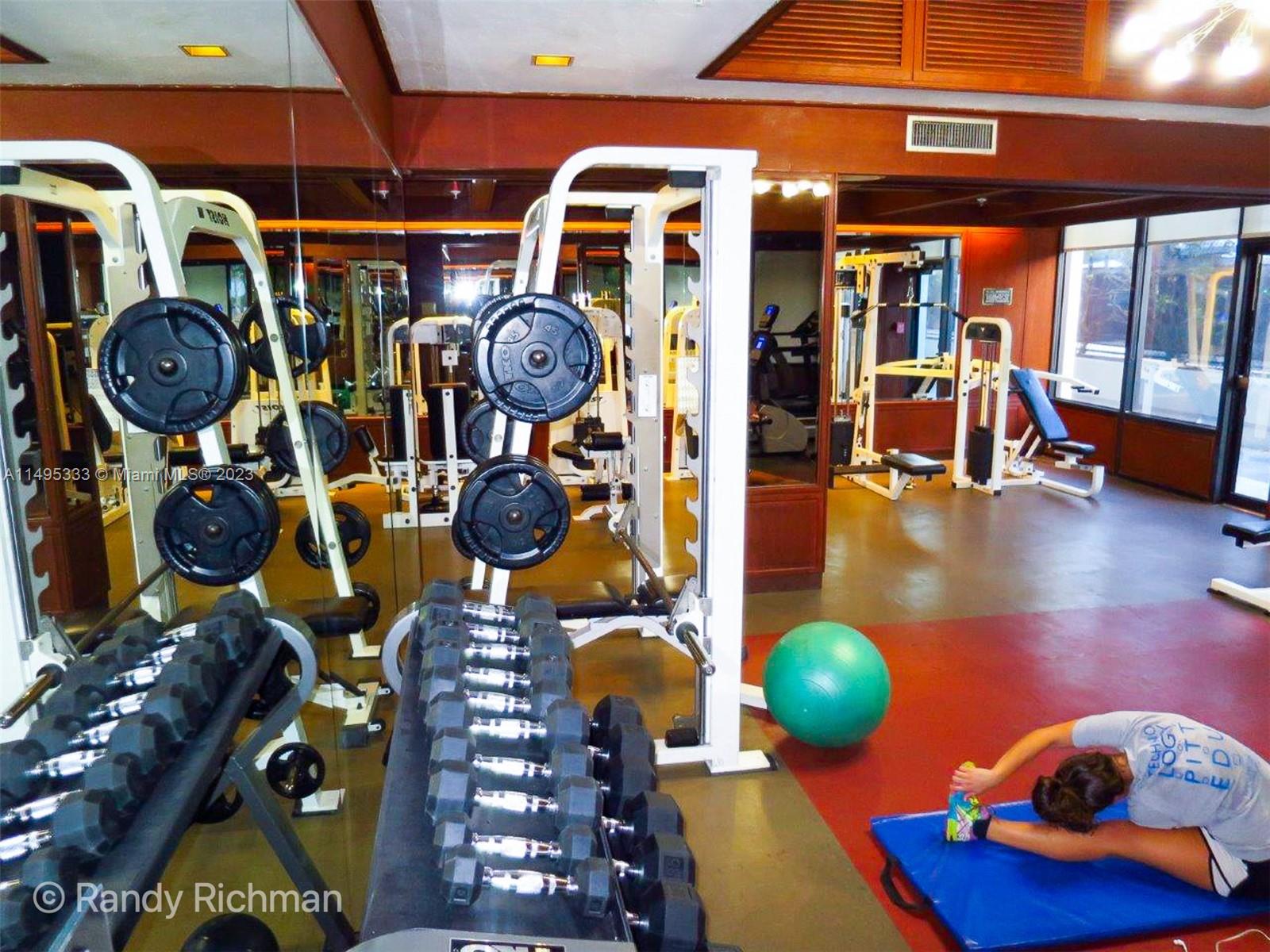 CHARTER CLUB CONDO - Residential Lease