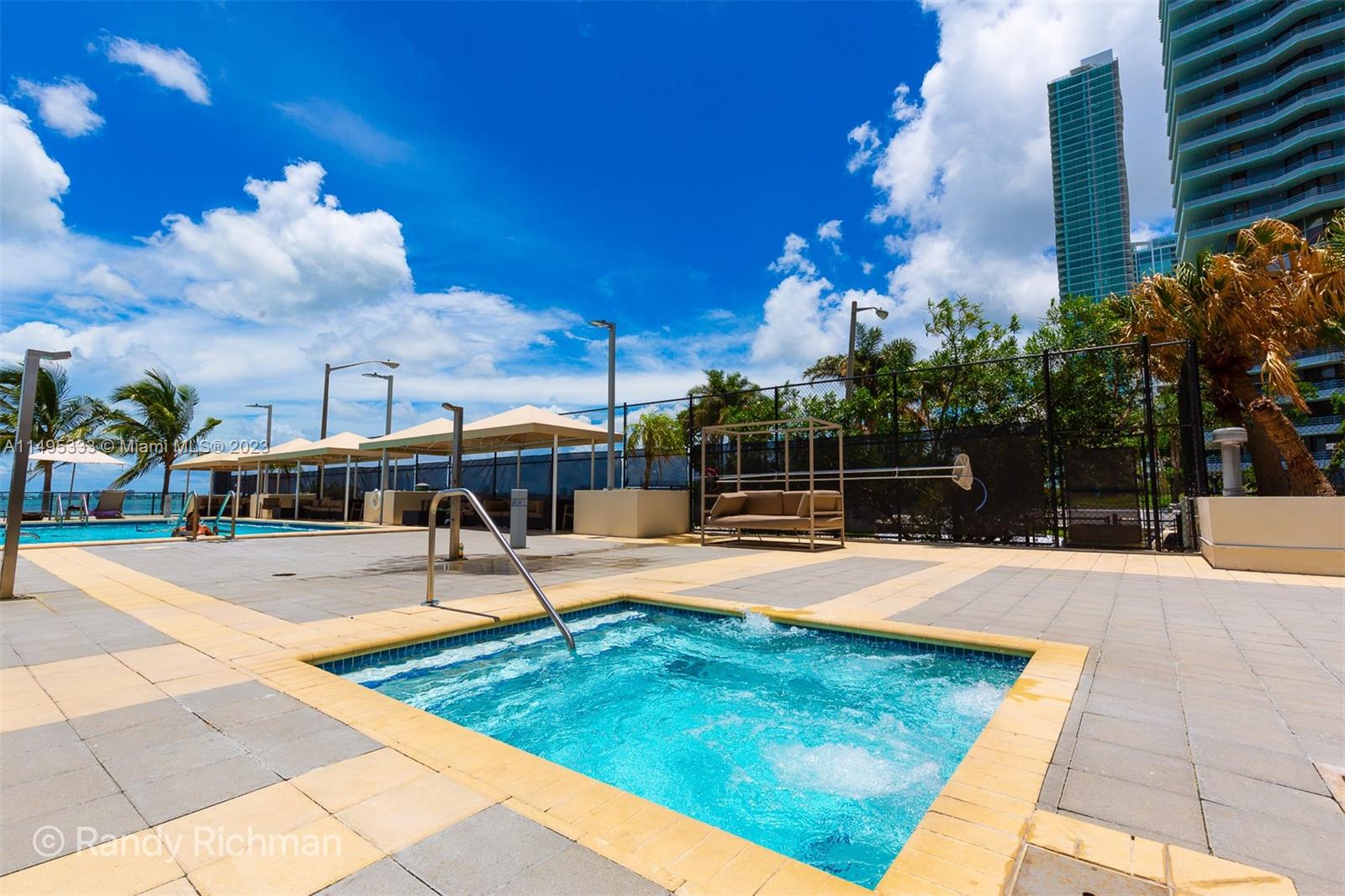 CHARTER CLUB CONDO - Residential Lease