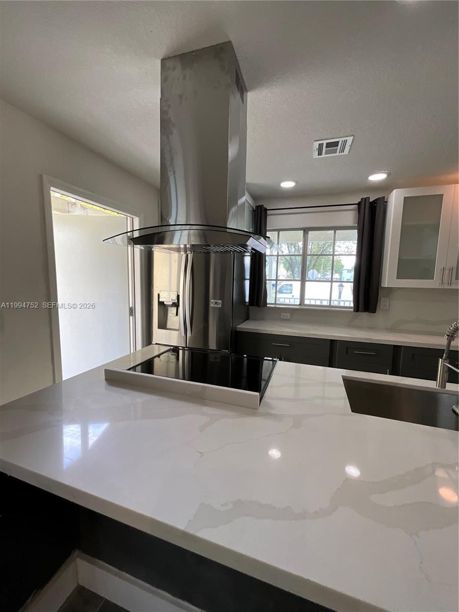 THE VILLAS OF ST AGNES CO - Residential Lease