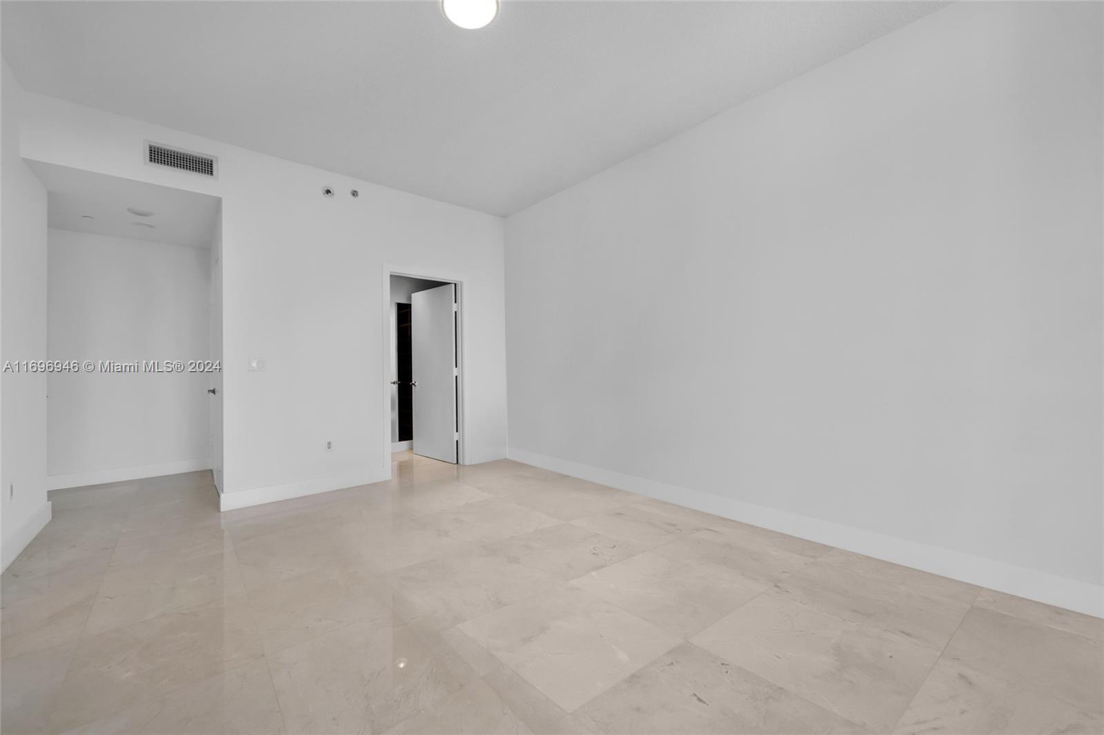 1060 BRICKELL CONDO - Residential