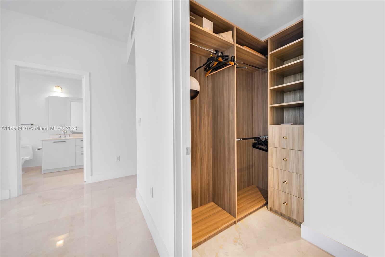 1060 BRICKELL CONDO - Residential